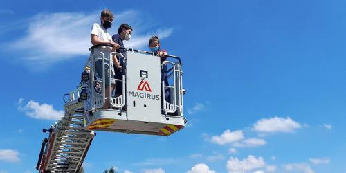 Viele Besucher bei #WirFahrenRot der Feuerwehren am Seeteufel