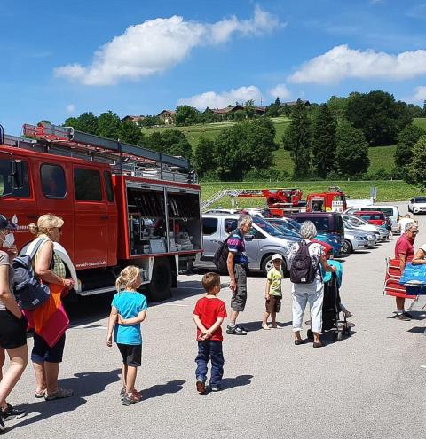 Viele Besucher bei #WirFahrenRot der Feuerwehren am Seeteufel