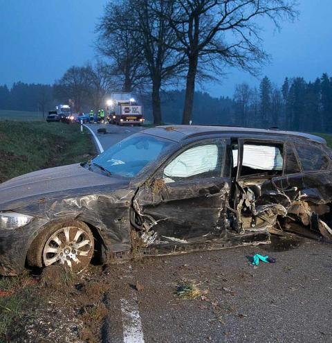 Wonneberg – schwerer Unfall bei Überholmanöver
